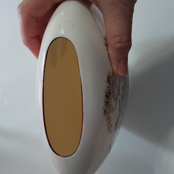 Pheasants Oval Vase 7.5in.Hx7.5 in.W,Multi,Gold Trim on Rim&throughout scene - Picture 6 of 8